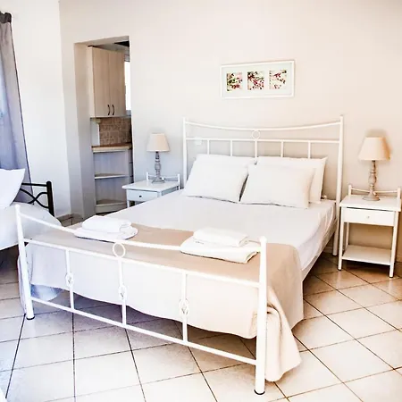 Filia Rooms & Apartments Agio Apóstoloi Exterior foto